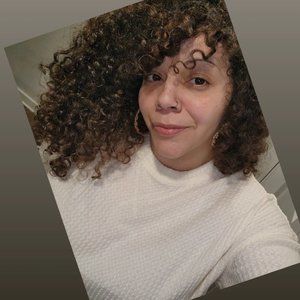 Meet your Posher, Noemi